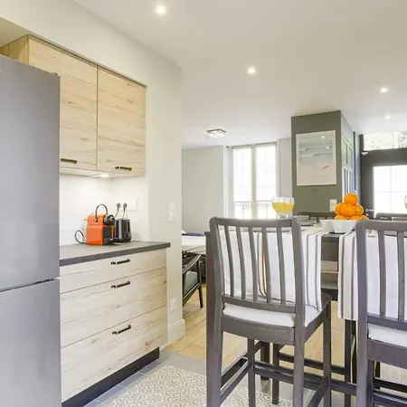 Frias - 3 Etoiles - Welkeys Apartment Biarritz